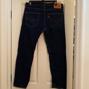 502 Levi’s 32 x 30 jeans